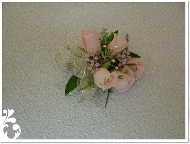 corsages-boutonnieres-098
