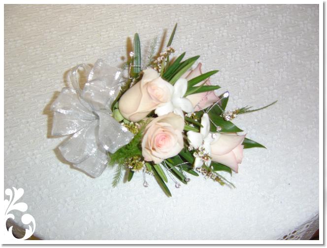 corsages-boutonnieres-100